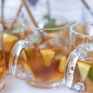 Glaswerk van Broers Verhuur om te huren. Bijvoorbeeld een theeglas voor een heerlijke verse thee